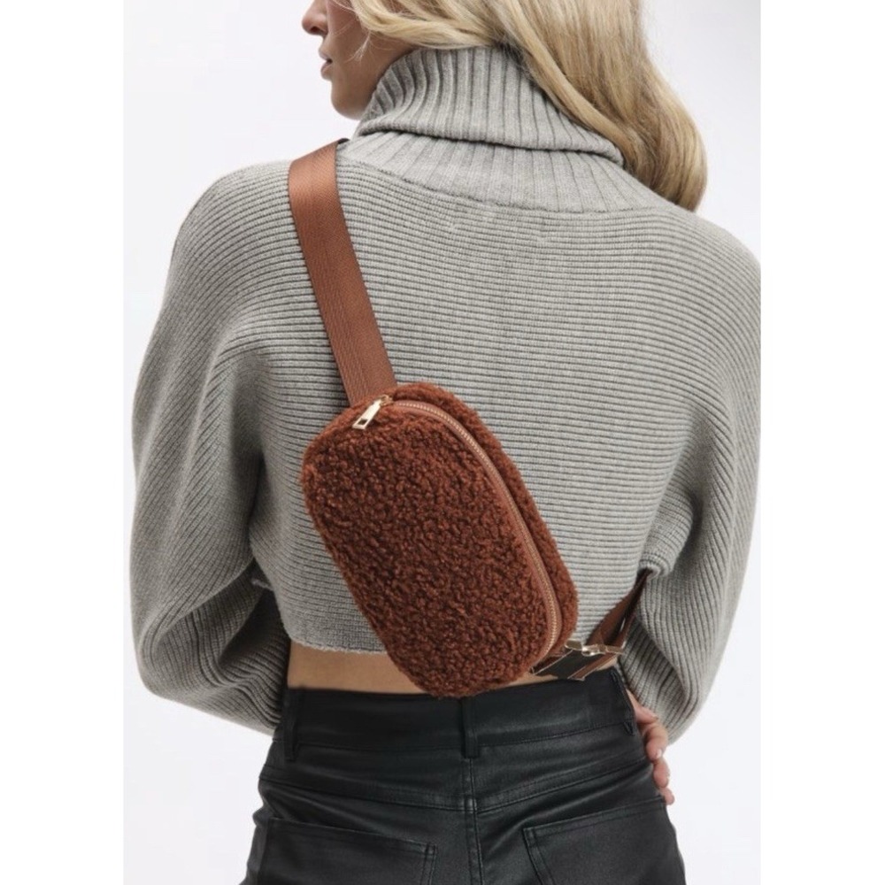 Urban Expressions Fuzzy Belt Bag Tan Santi Crossbody Unisex Fanny‎ Pack NEW - Picture 7 of 16